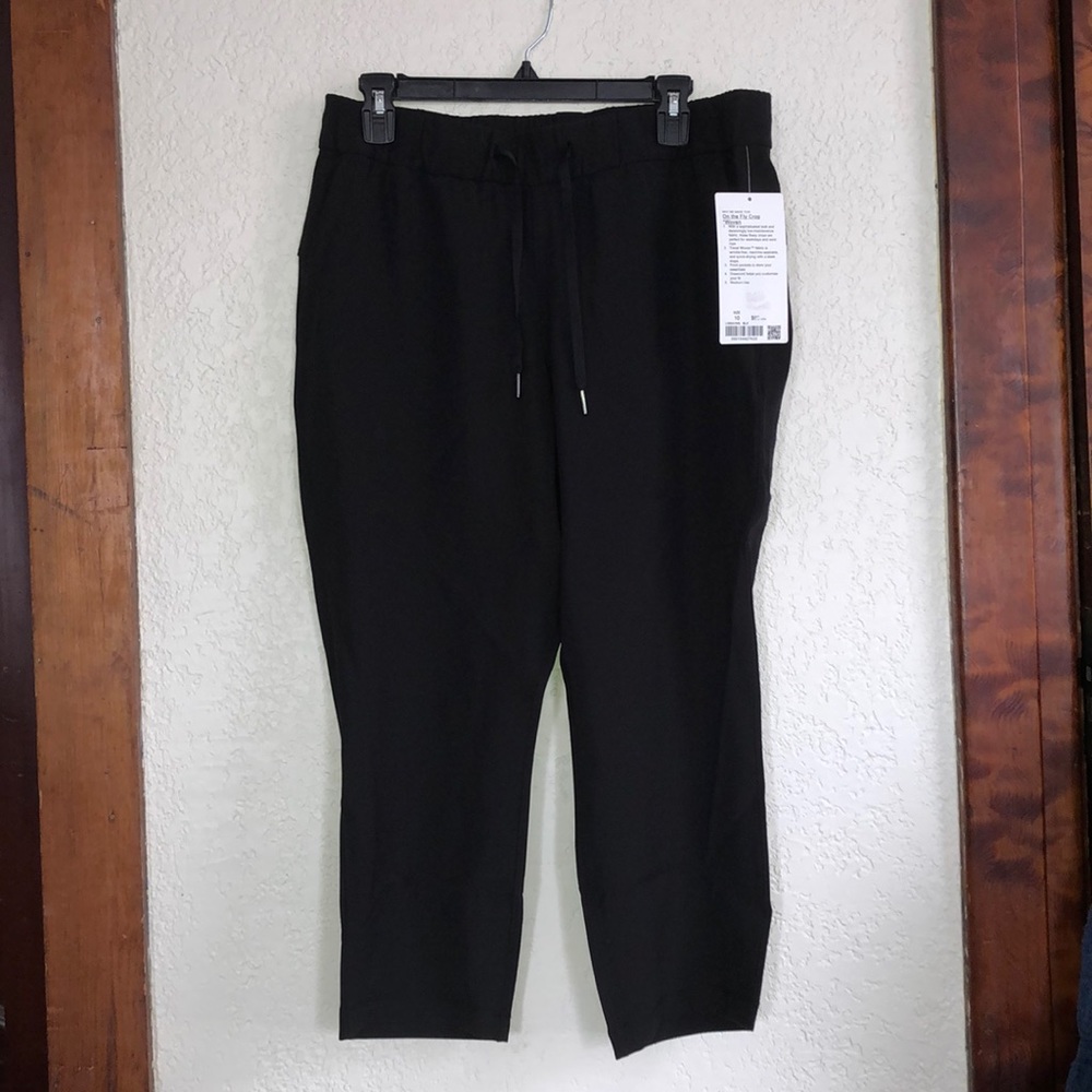 Size 10 on the fly cropped pants